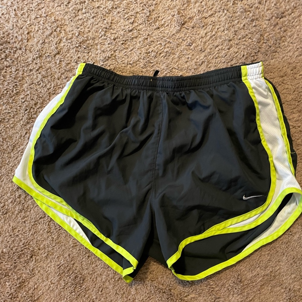 Running shorts